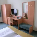 호텔 Garni Am Schlosspark 3*