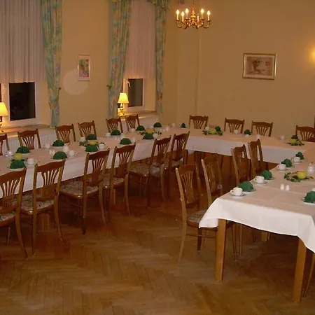 Garni Am Schlosspark فيرنغروده