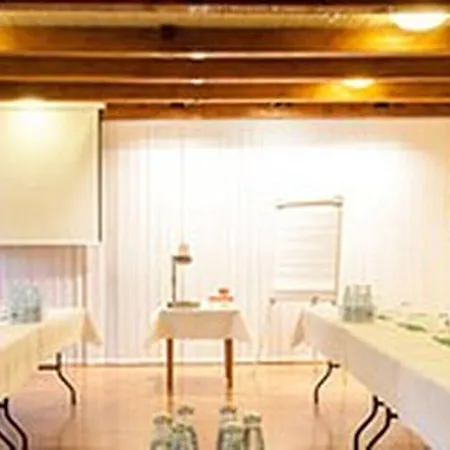 Garni Am Schlosspark Отель 3*