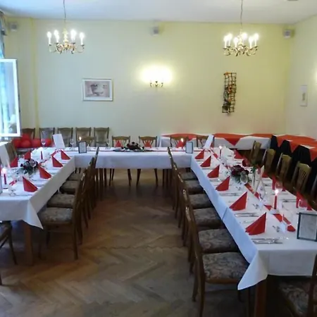 Garni Am Schlosspark מלון