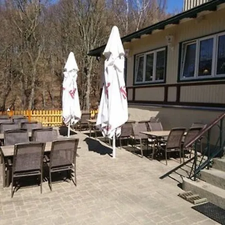 Garni Am Schlosspark فندق