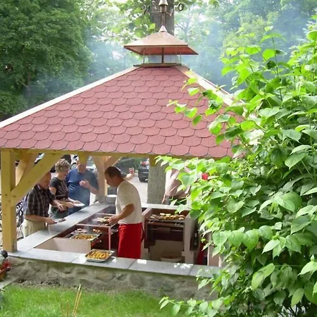 Garni Am Schlosspark Отель Вернигероде