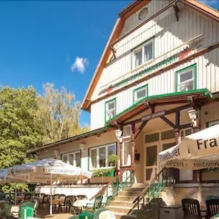 Отель Garni Am Schlosspark Вернигероде