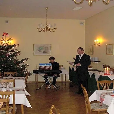 Garni Am Schlosspark מלון 3*
