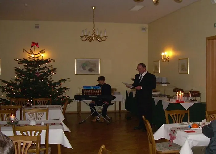 호텔 Garni Am Schlosspark 3*