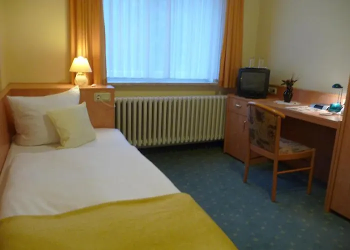 호텔 Garni Am Schlosspark 3*