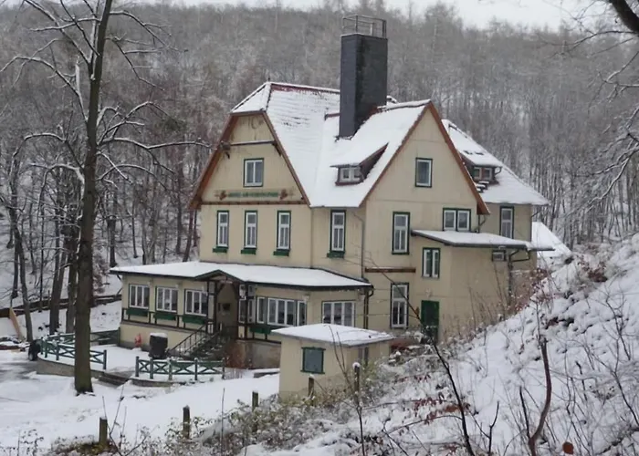 Garni Am Schlosspark 호텔